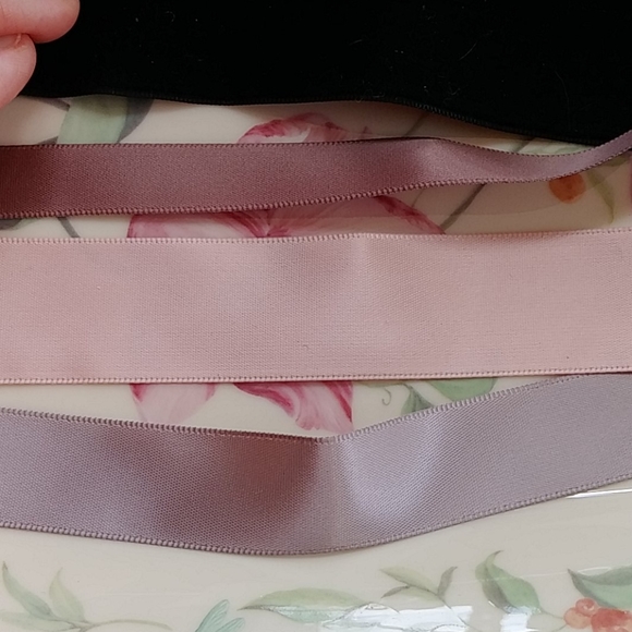 Satin Choker Adjustable NEW multi colors - Picture 3 of 3